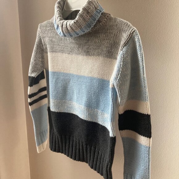 GAP Colorblock Turtleneck Sweater - Picture 6 of 11